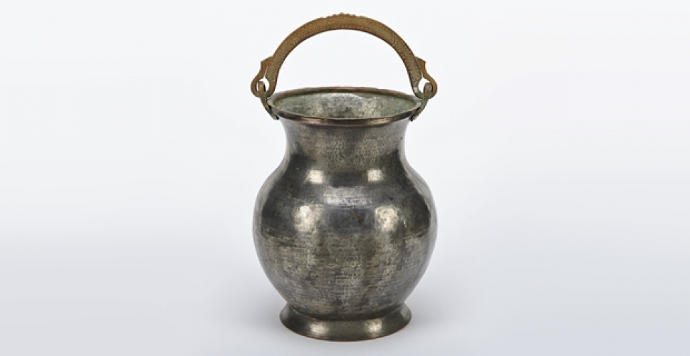 Grand vase ( vieux cuivre )