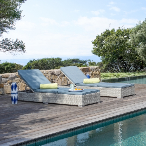 Ensemble chaises longues  Kavala